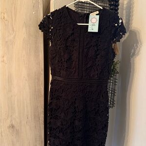 Main Strip Black Floral Lace Dress
